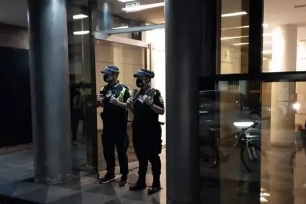 Dos robos millonarios en pleno centro tucumano se registraron en menos de 12 horas