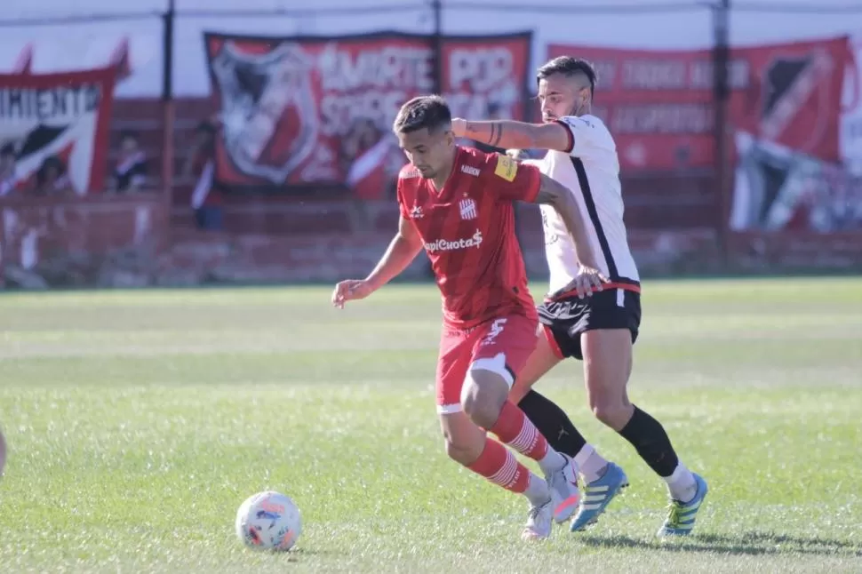 INDISCUTIDO. En los últimos siete partidos, Rodrigo Herrera jugó casi todos los minutos. Es una pieza clave en el mediocampo. Gentileza foto de Alejandro Cruz