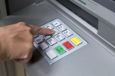 Comienza el pago del sueldo de estatales de Tucumán: ¿Quiénes pueden pasar hoy por el cajero?