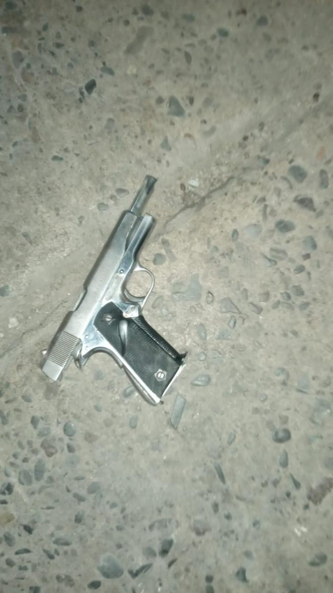 La pistola del federal