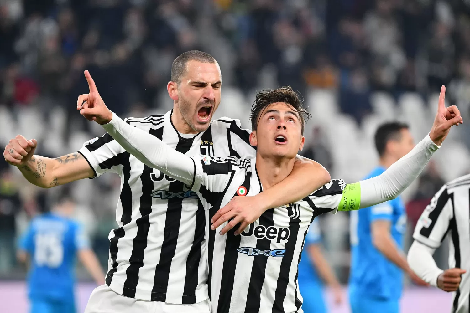 GRITO AL CIELO. Dybala celebra su segunda conquista. FOTO TOMADA DE TWITTER.COM/LIGADECAMPEONES