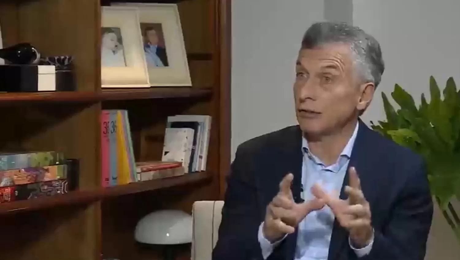 Macri: La plata del FMI la usamos para pagar a los bancos comerciales que se querían ir