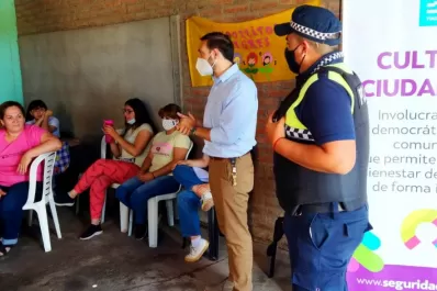 Avanzan en la formación de Lideresas Barriales en el barrio ATE
