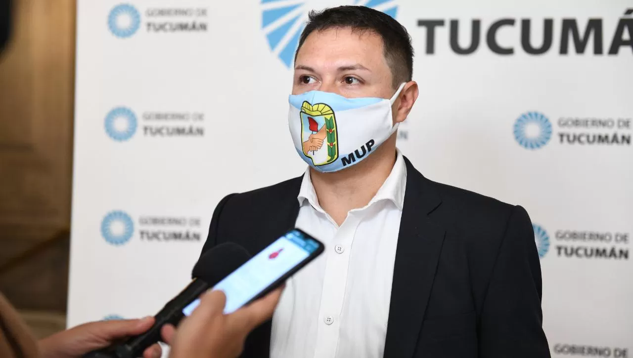 CHICANA. El dirigente Luis Romano, del Movimiento de Unidad Popular, criticó a Juntos por el Cambio y a Fuerza Republicana.