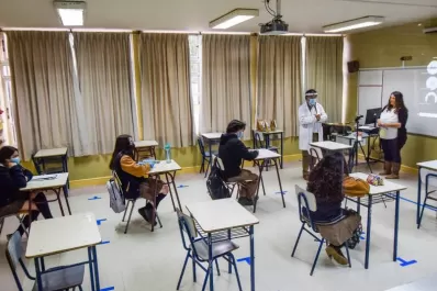 En Chile, las clases presenciales serán obligatorias desde marzo de 2022