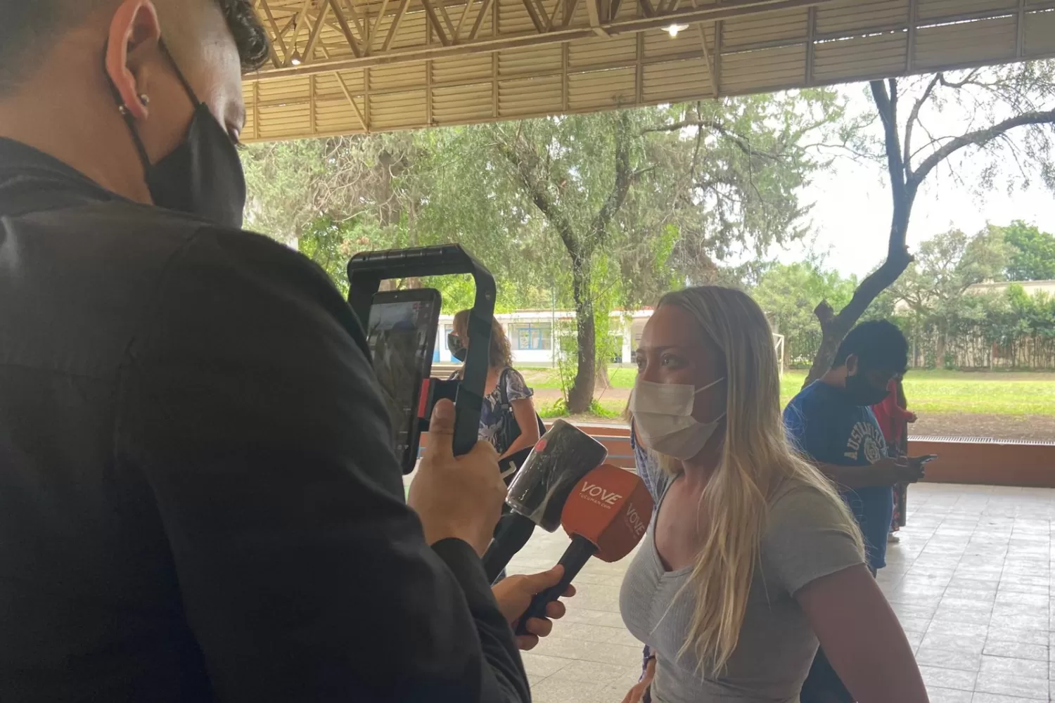 PARTICIPACIÓN. La candidata a diputada nacional, Josefina Bussi, llamó a los jóvenes a acudir a las urnas.