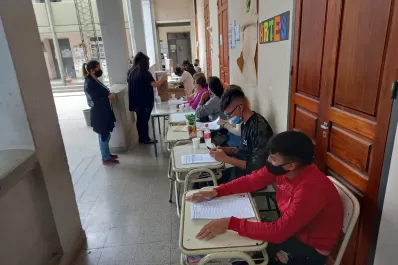 Tucumán: La elección finalizó con una participación menor a la de las PASO