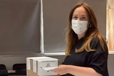 María Eugenia Vidal, tras votar: hoy los políticos no hablamos, habla la gente