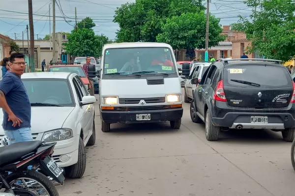 Acarreo, trueques por mercadería, dinero y códigos QR