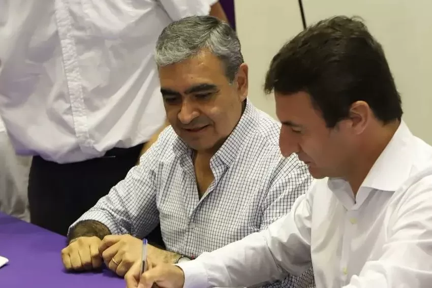 JUNTOS POR EL CAMBIO. El radical Sánchez y el peronista disidente Alfaro lideraron las boletas de la coalición opositora. 