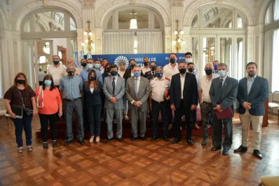 El Gobierno otorgó $ 21 millones para equipar a los Bomberos Voluntarios de Tucumán