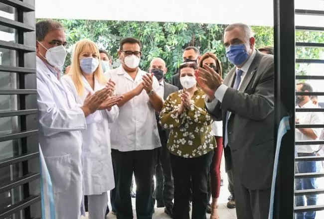 JALDO Y CHAHLA en la inauguración . 