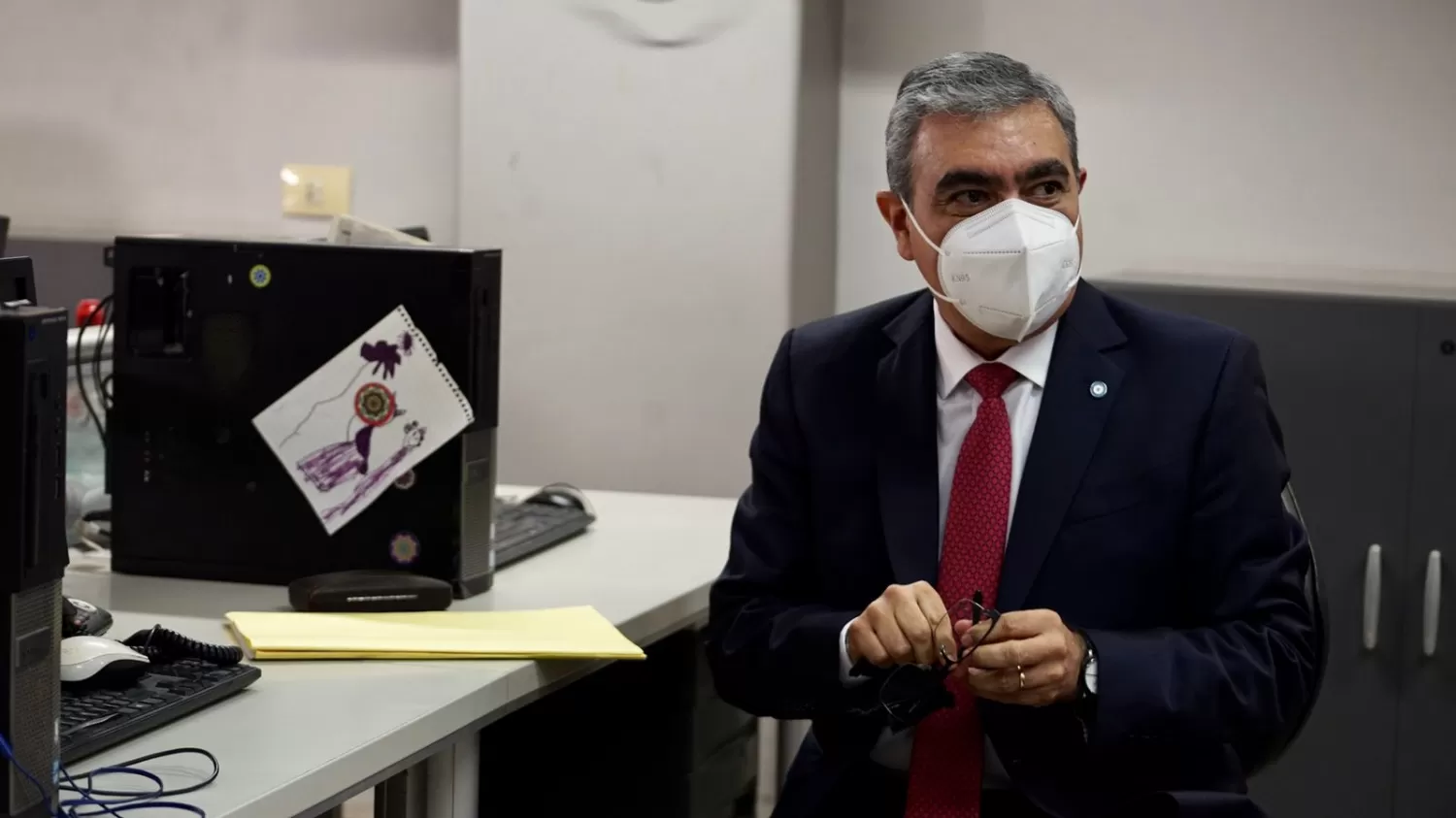 EN LA GACETA. Alfaro, durante el debate que se hizo en la redacción. 