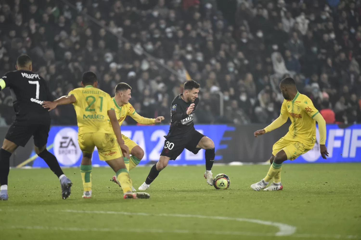 LUIGA 1 DE FRANCIA. El PSG venció por 3 a 1 al Nates. FOTO TOMADA DE TWITTER: @PSG_English