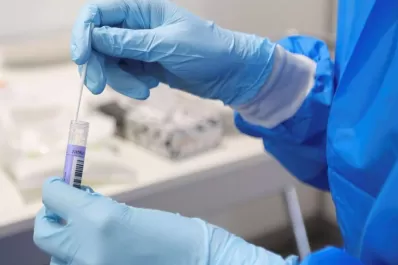 Suecia confirmó el primer caso de la variante Ómicron del coronavirus