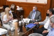 La amenaza de ómicron pone en alerta al Gobierno 