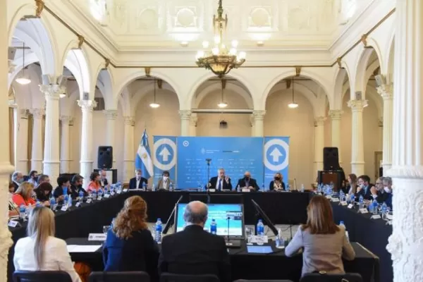 La campaña de vacunación fue uno de los temas abordados en la reunión del Consejo Federal de Educación