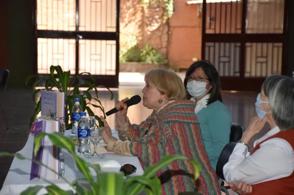 DISTINTAS PRESENTACIONES. Zelaya de Nader busca llegar al público más diverso con sus propuestas. 