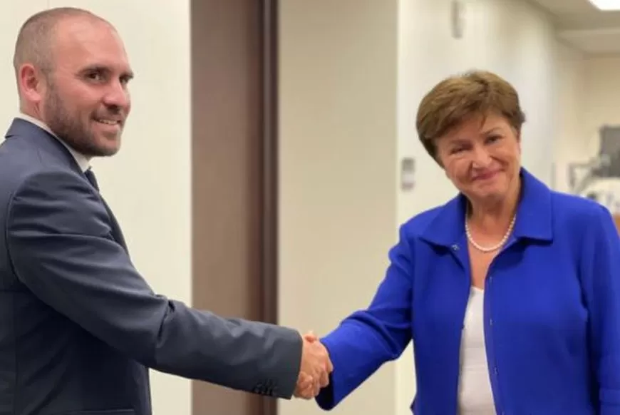 Martín Guzmán, junto a Kristalina Georgieva