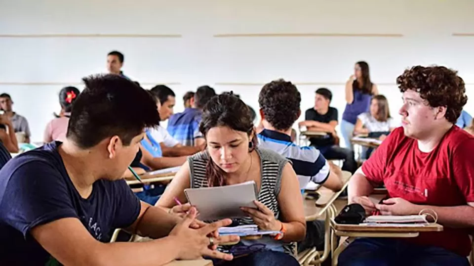 Universitarios. Imagen ilustrativa