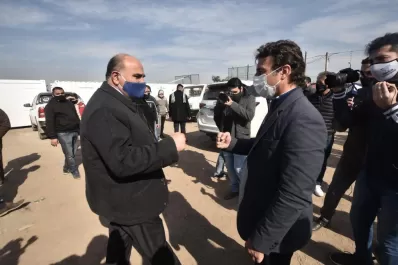 Sánchez renuncia y Manzur promete obras