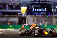 Verstappen se llevó el campeonato de la F-1 en la última vuelta