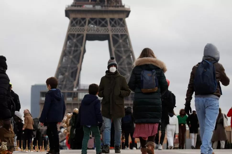 QUINTA OLA. Las autoridades francesas aseguraron que alcanzaron un nuevo pico de contagios. 