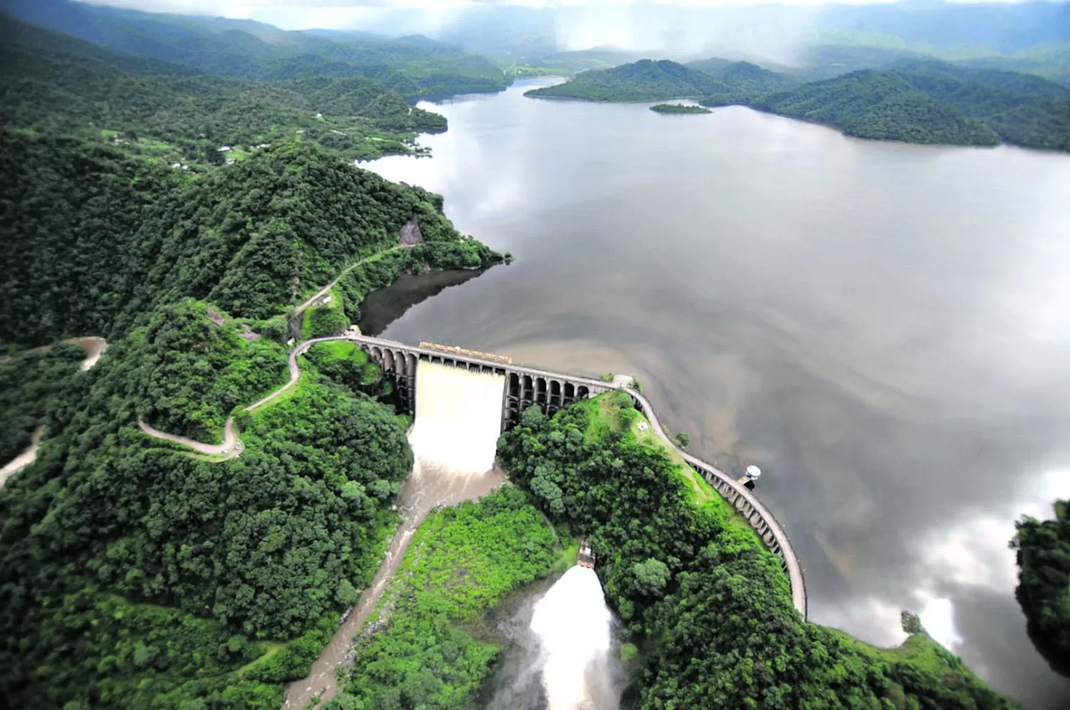 Cartas de lectores VIII: obras hidráulicas