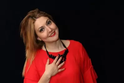 Plaza Independencia: Romina Barros reúne el canto de “La voz argentina”