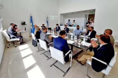 Un chispazo en la solemnidad de la jura del nuevo CAM