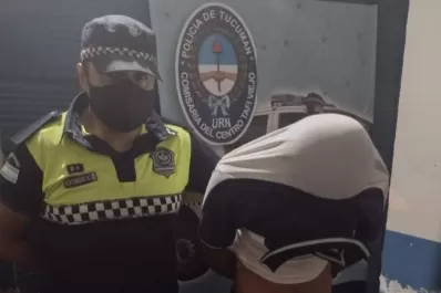 Tafí Viejo: un joven amenazó con un arma a un niño y a su madre
