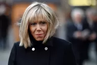 Brigitte Macron denuncia en la Justicia rumores sobre su identidad