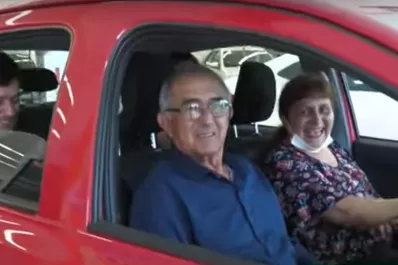 LA GACETA entregó hoy el 0 km de los Números de Oro