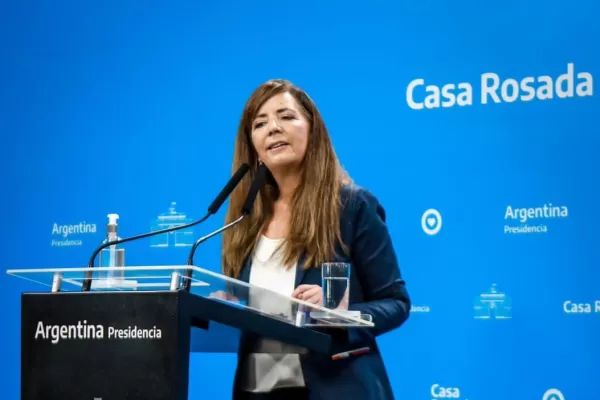 Cerruti consideró lapidario el informe del FMI sobre la deuda tomada por la gestión de Macri