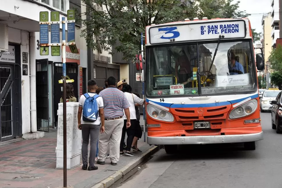 SIN CAMBIOS. En Aetat afirman que por el momento no está previsto pedir un incremento del boleto; la última suba fue del 50%, en junio. 