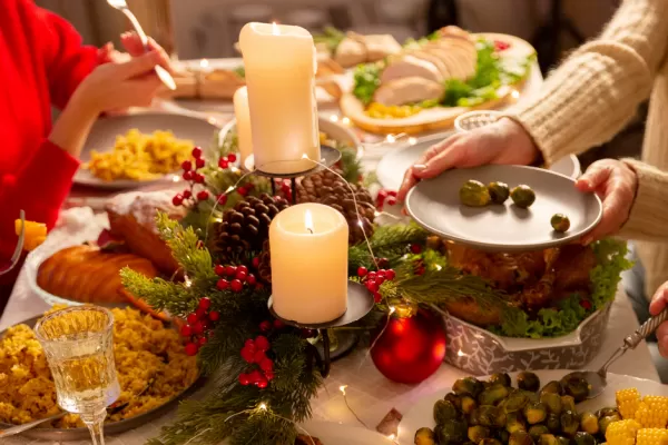 Navidad: consejos para evitar comer en exceso