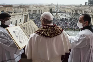 En su mensaje de Navidad, Francisco reclamó vacunas para las poblaciones más pobres