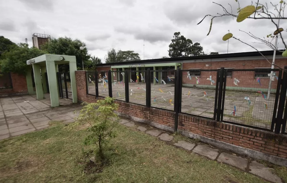LA ESCUELA LAVALLE. La Provincia es dueña de media manzana y allí construyó el edificio. Pero también ocupó la otra mitad para salas de nivel inicial. la gaceta / foto de Osvaldo Ripoll (archivo)