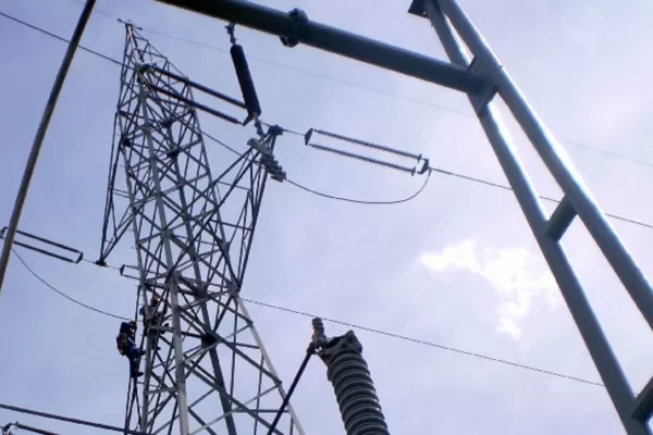 En Tucumán se registró un récord de demanda eléctrica y hubo cortes en varios sectores