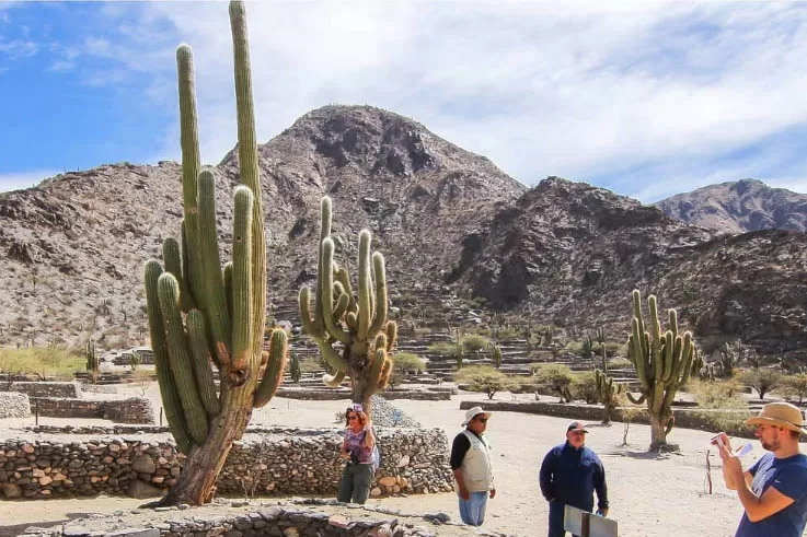 LA CIUDAD SAGRADA DE LOS QUILMES. Este es uno de los principales atractivos que ofrece Tucumán a quienes recorren los Valles calchaquíes. fotos de tucumán turismo-gobierno de salta-telam