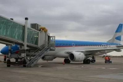 Destacan la importancia de la conexión Tucumán-San Pablo, pero piden más vuelos a Buenos Aires