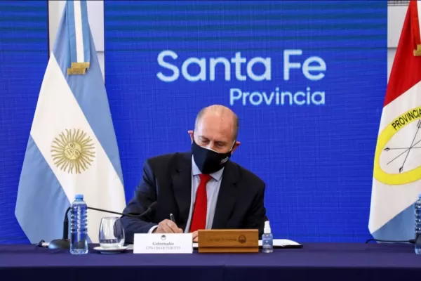 Un gobernador peronista cruzó al Presidente por sus críticas al campo