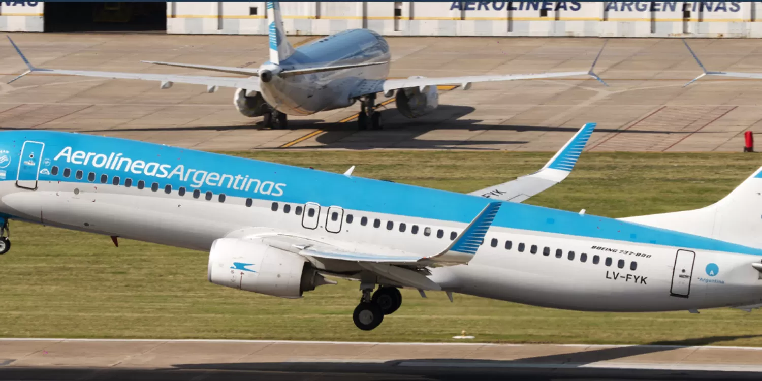 AVIÓN DE AEROLÍNEAS ARGENTINAS.