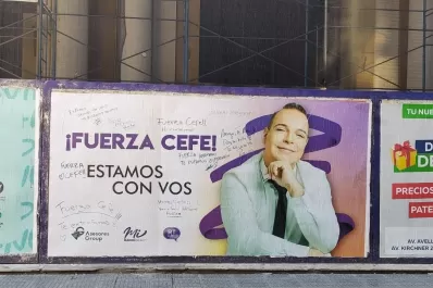 “Fuerza, Cefe”: las calles se llenaron de mensajes de apoyo para el conductor tucumano