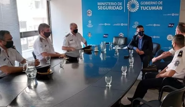 FIJANDO PRIORIDADES EN LA PLANIFICACIÓN. Las autoridades se reunieron para poner en marcha el operativo. 