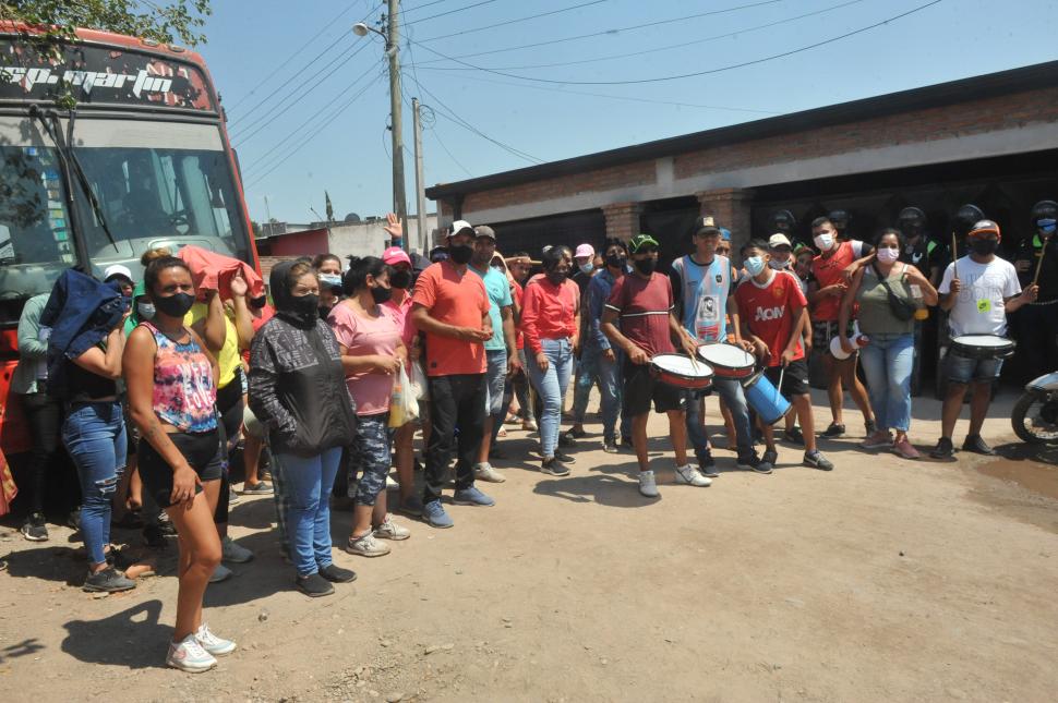 SIN AGUA. Algunos denunciaron que llevan cinco días sin el líquido.  