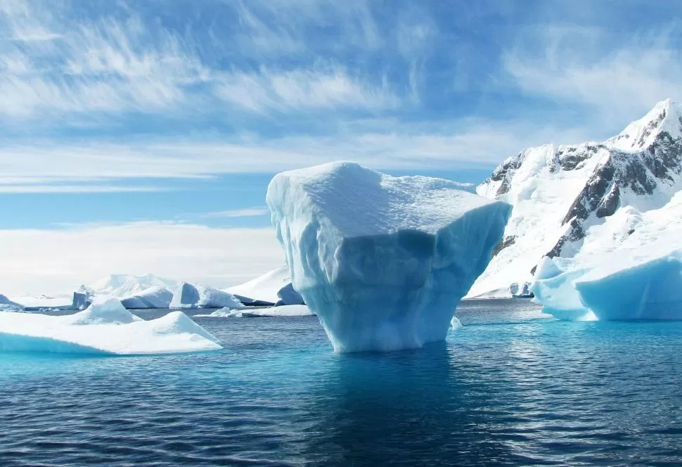 GLACIARES. Su dinámica tiene relación con el cambio climático. ARCHIVO LA GACETA