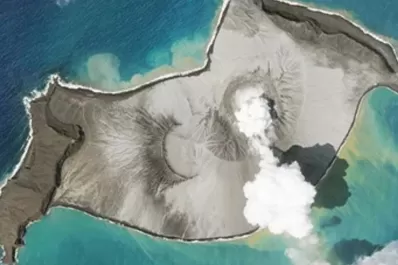 Detectan otra erupción volcánica cerca de Tonga