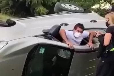 Pulguita Rodríguez auxilió a una mujer que había volcado en Santa Fe