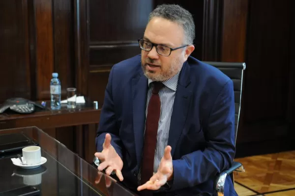 Kulfas estimó que la industria crecerá entre 5% y 6%